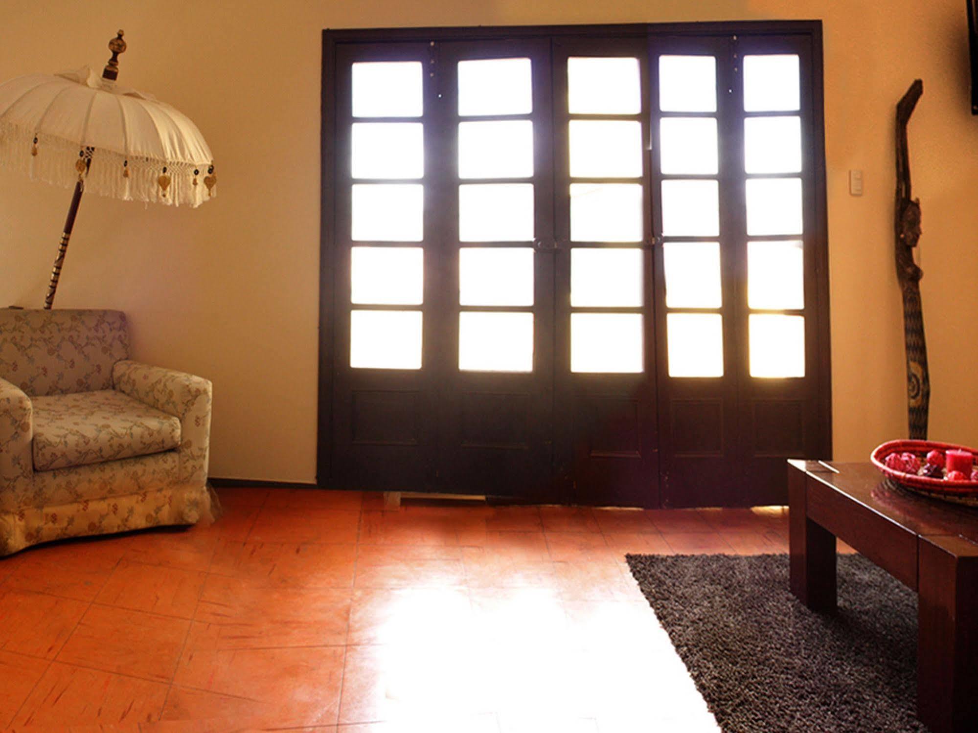 Hostal Lirium Pachacutec Exterior foto